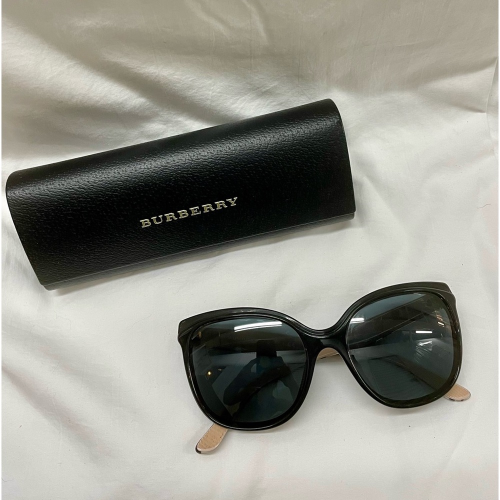 Burberry sunglasses